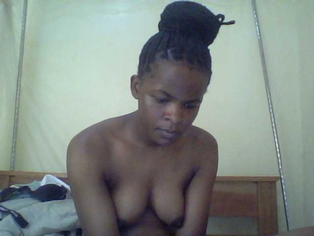 Cute-lizah live cam on BongaCams