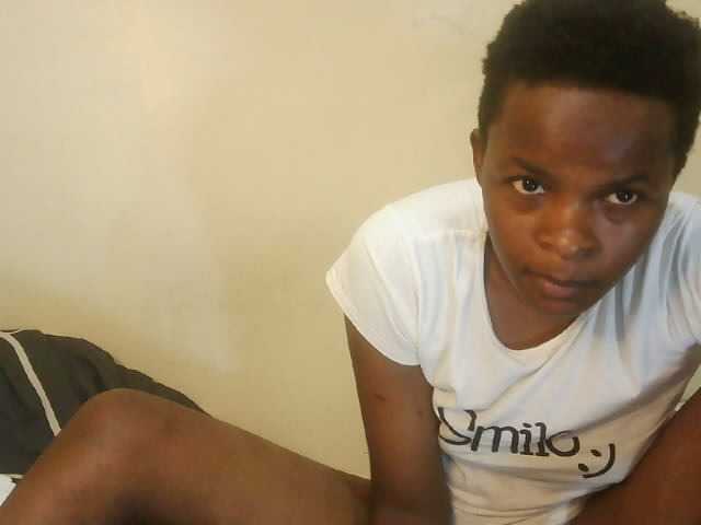 Cute-lizah live cam on BongaCams