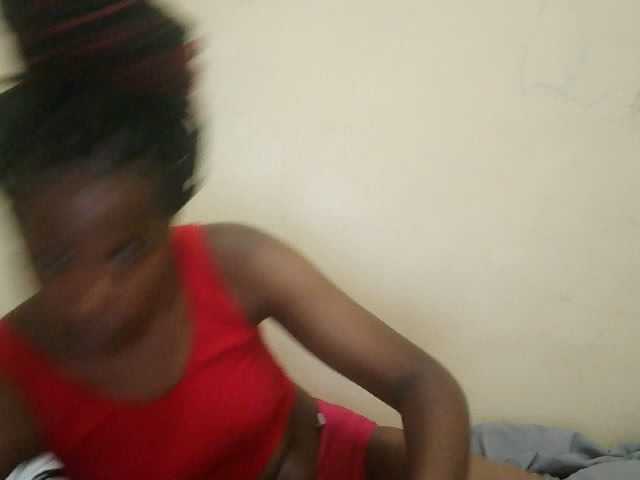 Cute-lizah live cam on BongaCams