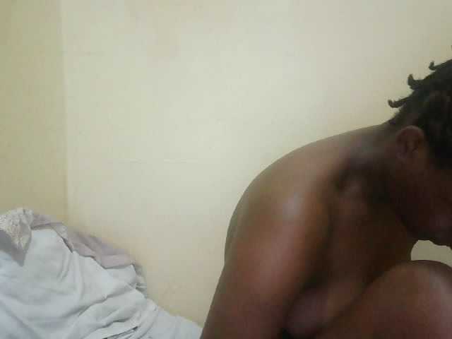 Cute-lizah live cam on BongaCams