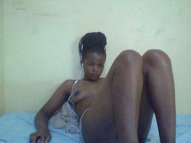 Cute-lizah live cam on BongaCams