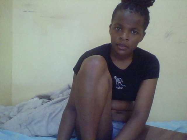 Cute-lizah live cam on BongaCams
