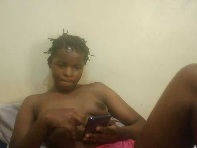 Cute-lizah live cam on BongaCams