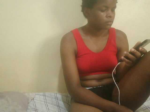 Cute-lizah live cam on BongaCams