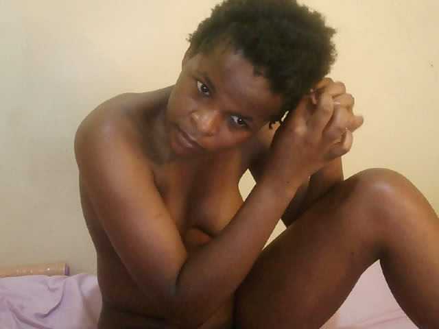 Cute-lizah live cam on BongaCams