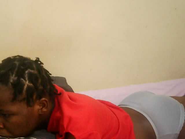 Cute-lizah live cam on BongaCams