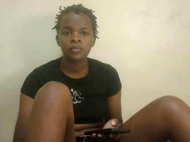 Cute-lizah live cam on BongaCams