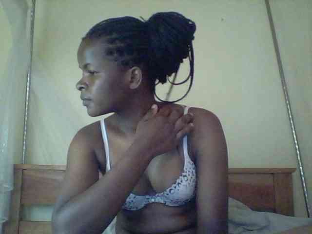 Cute-lizah webcam