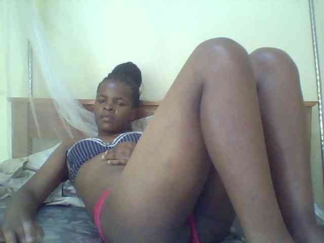 Cute-lizah webcam