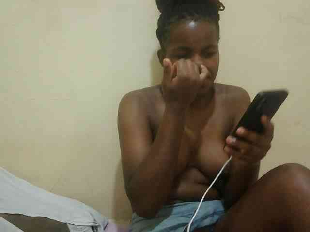 Cute-lizah webcam