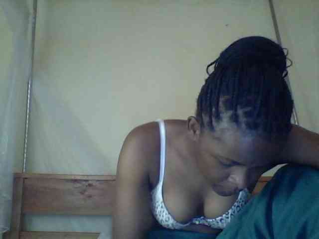 Cute-lizah webcam