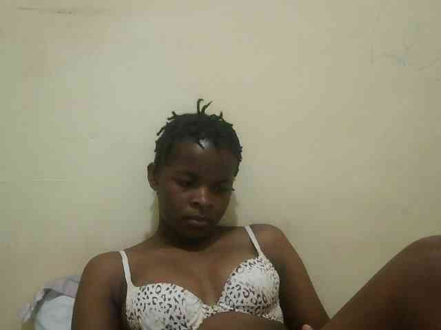 Cute-lizah webcam