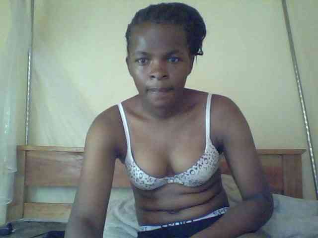 Cute-lizah webcam