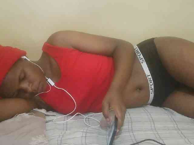 Cute-lizah webcam