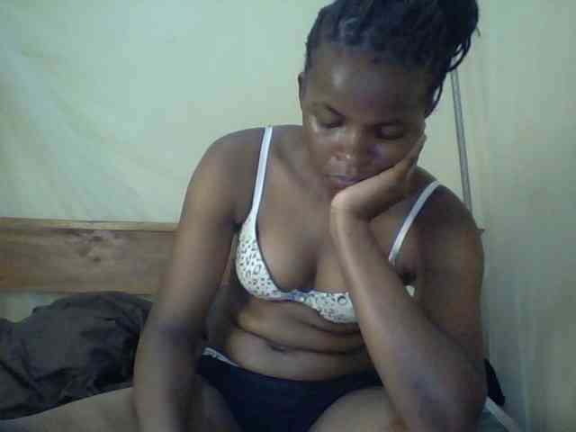 Cute-lizah webcam