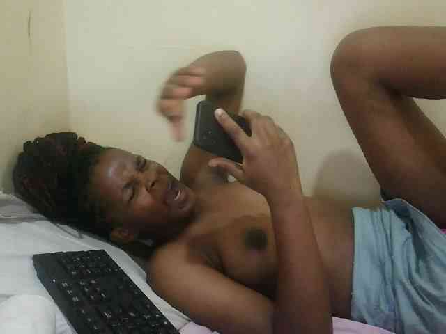 Cute-lizah webcam
