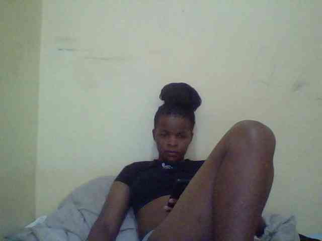 Cute-lizah webcam