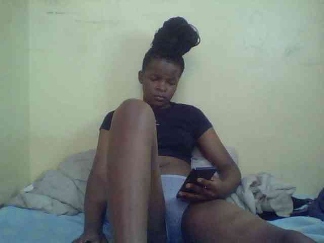 Cute-lizah webcam
