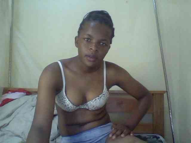 Cute-lizah webcam