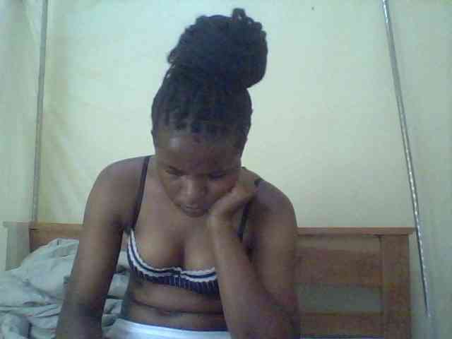 Cute-lizah webcam