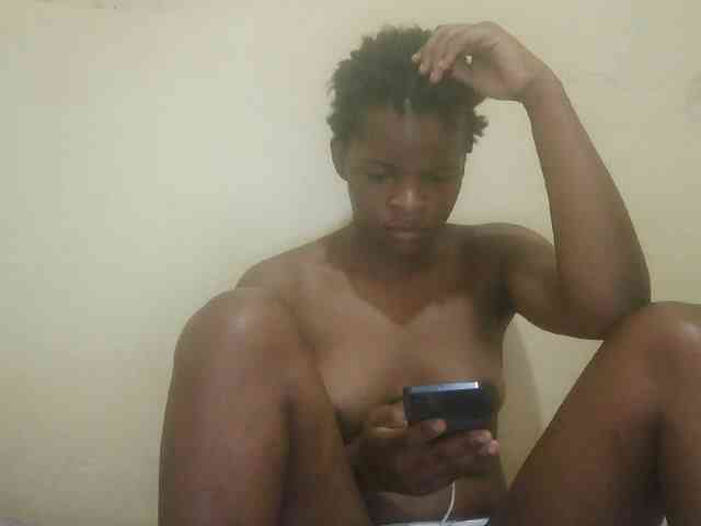 Cute-lizah webcam