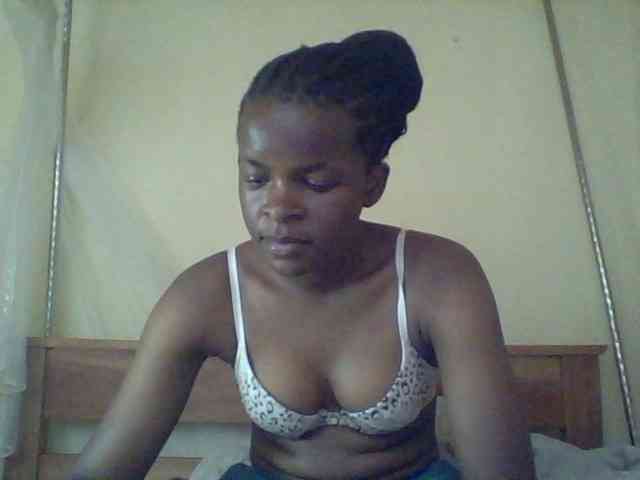 Cute-lizah webcam