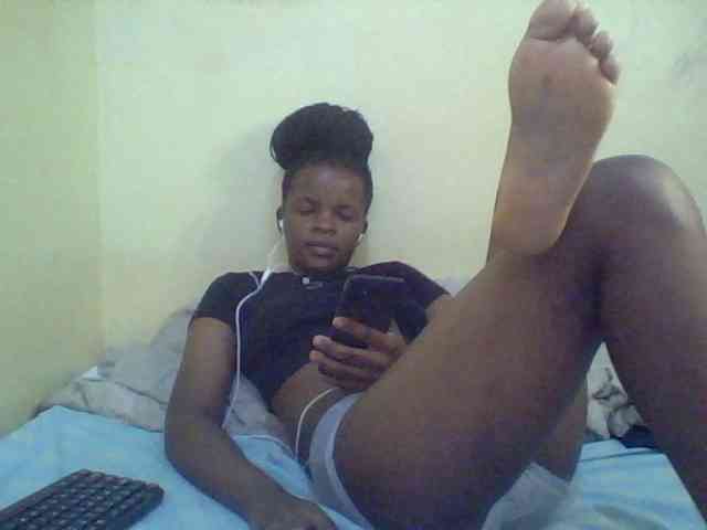 Cute-lizah webcam
