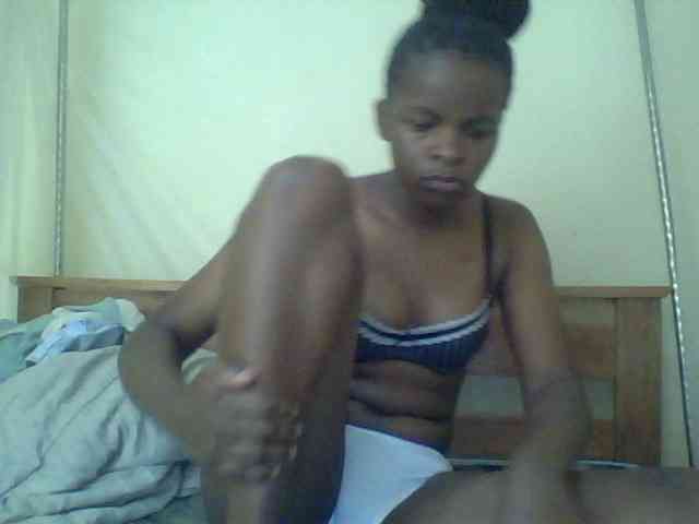 Cute-lizah webcam