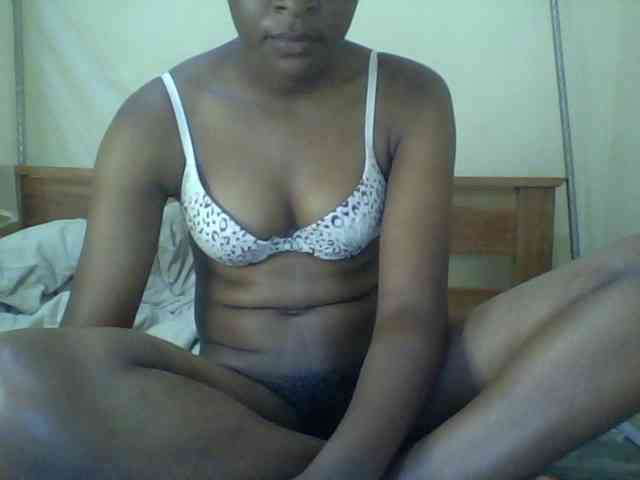 Cute-lizah webcam