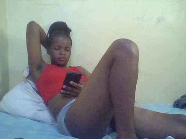 Cute-lizah webcam