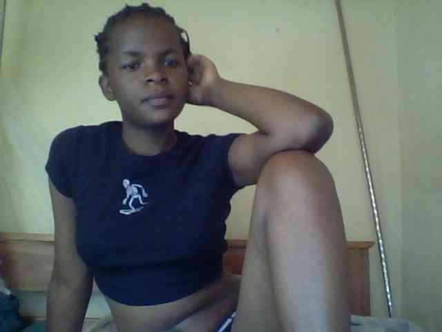 Cute-lizah webcam