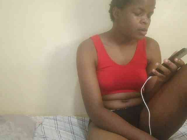 Cute-lizah webcam