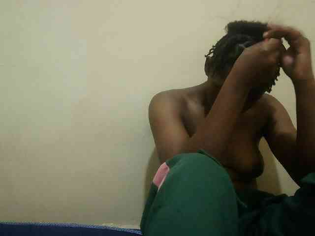 Cute-lizah webcam
