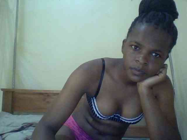 Cute-lizah webcam