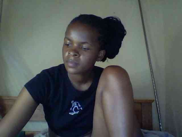 Cute-lizah webcam