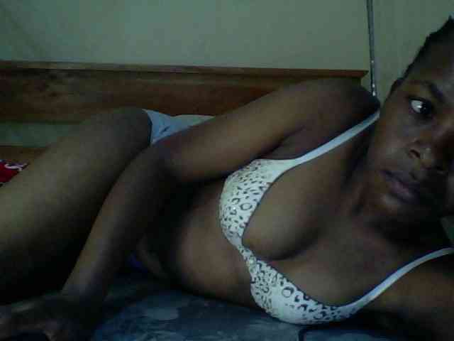 Cute-lizah webcam