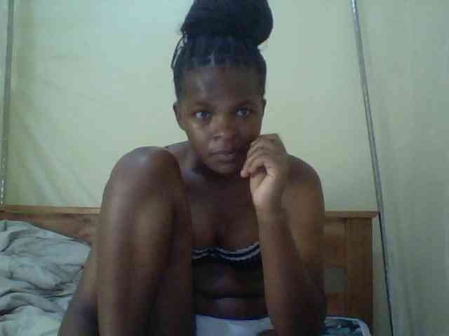 Cute-lizah webcam