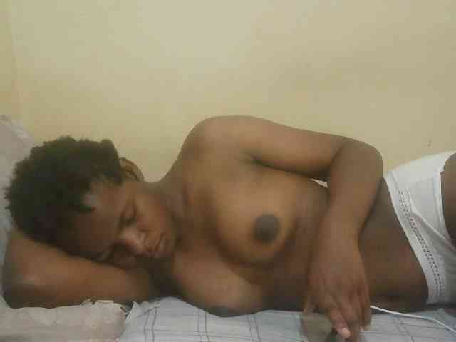 Cute-lizah webcam
