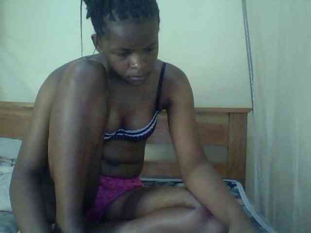 Cute-lizah webcam