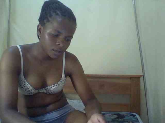 Cute-lizah webcam