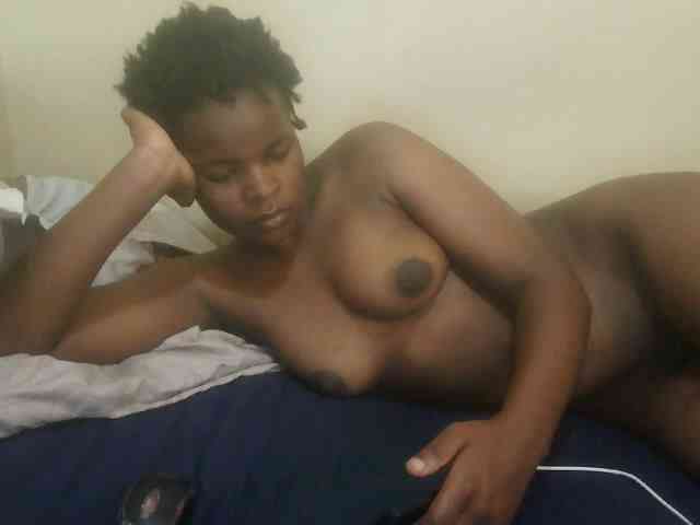 Cute-lizah webcam