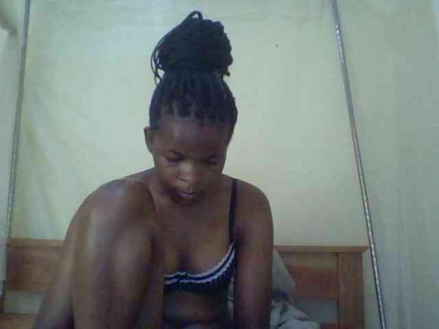 Cute-lizah webcam