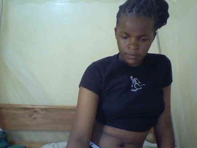 Cute-lizah webcam