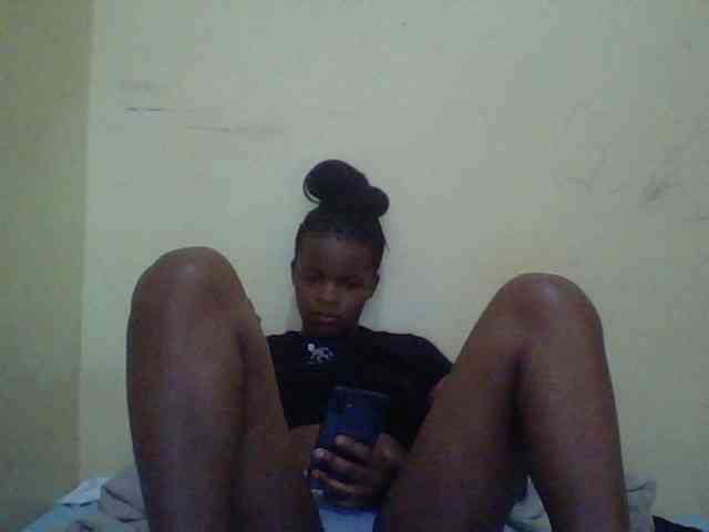 Cute-lizah webcam