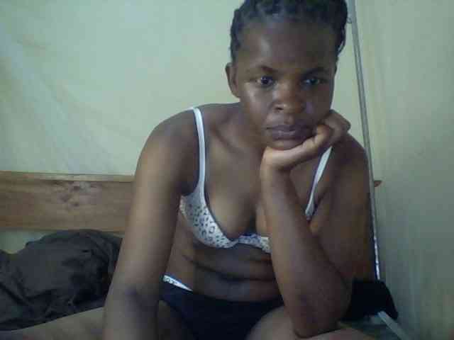 Cute-lizah webcam