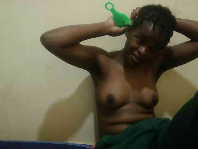 Cute-lizah webcam