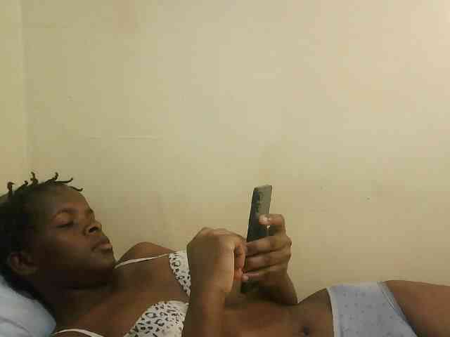Cute-lizah webcam