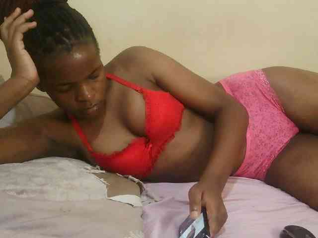 Cute-lizah webcam