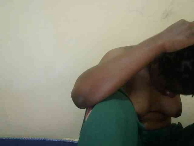 Cute-lizah webcam