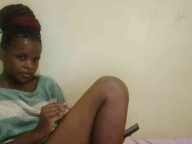 Cute-lizah webcam